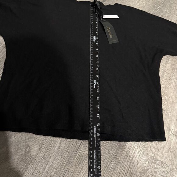 Aaeda Women’s Black Sweater Bird flowers beaded Sequin Long Sleeve NWT Medium - Picture 4 of 6